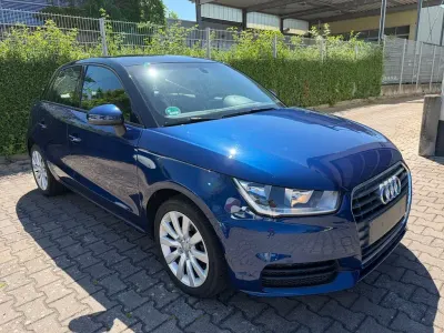Gebraucht Audi A1 Sportback Performance 95 PS (69 kW) 2018 Blau Kleinwagen