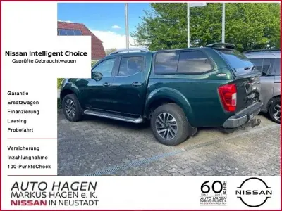 Gebraucht Nissan Navara Tekna 190 PS (139 kW) 2018 Grün Pickup