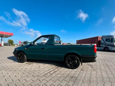 Gebraucht Skoda Pick-up 54 PS (39 kW) 2000 Grün Pickup