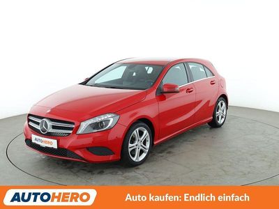 Gebraucht Mercedes A180 Urban 122 PS (89 kW) 2014 Rot Limousine
