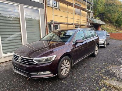 Gebraucht 2016 VW Passat Comfortline Kombi | 5.950 €