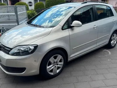 Gebraucht VW Golf Plus Cross Comfortline 122 PS (89 kW) 2009 Silber Van / Kleinbus