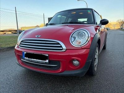 Rot Gebraucht 2013 Mini Cooper Kleinwagen | 1.999 €