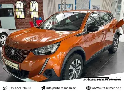 Gebraucht Peugeot e-2008