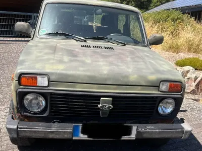 Gebraucht Lada niva 83 PS (61 kW) 2013 Grün SUV