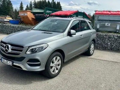 Gebraucht Mercedes GLE250 204 PS (150 kW) 2018 Schwarz SUV