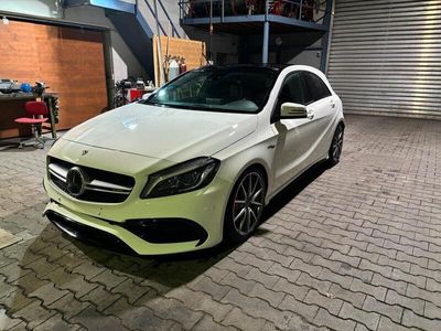 Mercedes A45 AMG