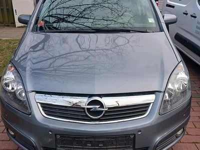 Gebraucht Opel Zafira 150 PS (110 kW) 2005 Silber Van / Kleinbus