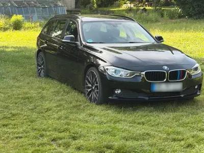 Gebraucht BMW 318 150 PS (110 kW) 2015 Schwarz Kombi