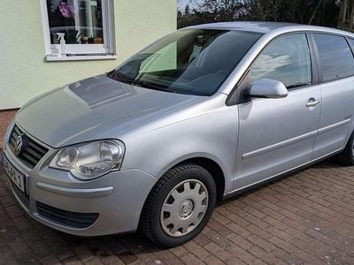Gebraucht VW Polo 69 PS (50 kW) 2007 Silber Kleinwagen