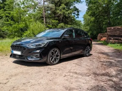 Gebraucht Ford Focus ST-Line 150 PS (110 kW) 2019 Schwarz Kombi