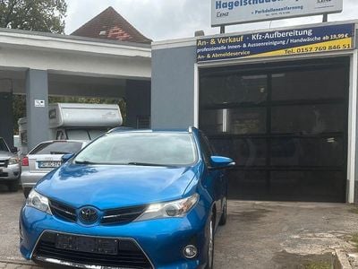 Toyota Auris Touring Sports
