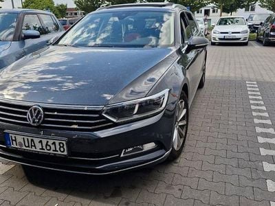 Gebraucht VW Passat Highline 190 PS (139 kW) 2019 Grau Kombi