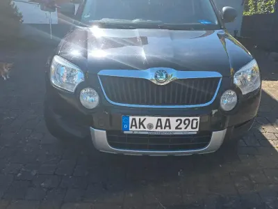 Gebraucht Skoda Yeti 104 PS (76 kW) 2013 Schwarz SUV