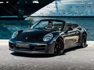 Porsche 911 Carrera 4 GTS