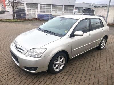 Silber Gebraucht 2006 Toyota Corolla Sol Limousine | 5.800 € (Etwas zu teuer)