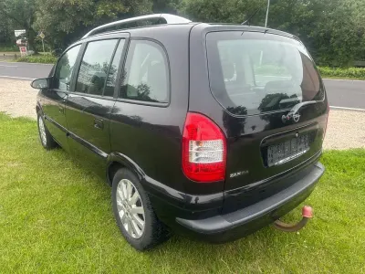 Gebraucht Opel Zafira Njoy 125 PS (91 kW) 2005 Schwarz Van / Kleinbus