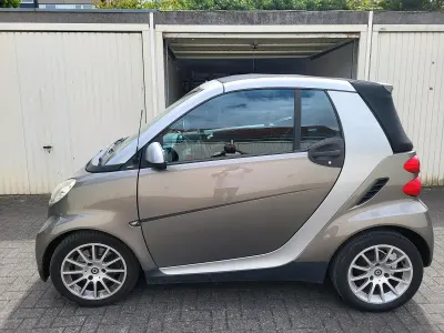 Gebraucht Smart ForTwo Cabrio 71 PS (52 kW) 2010 Gold Cabrio