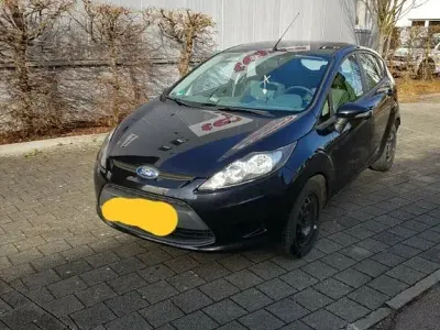 Usata Ford Fiesta Trend 82 CV (60 kW) 2009 Nero Utilitaria