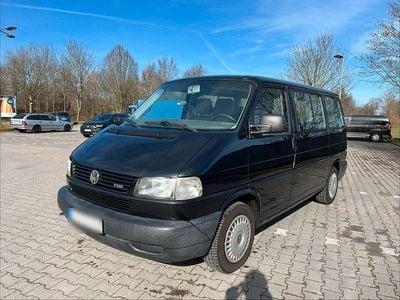 Gebraucht VW T4 102 PS (75 kW) 2002 Schwarz Van
