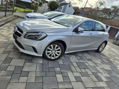 Gebraucht Mercedes A200 136 PS (100 kW) 2018 Silber Limousine