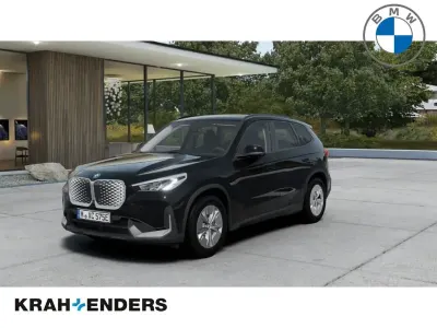 Neu BMW iX1 150 kW (204 PS) 2026 Schwarz SUV