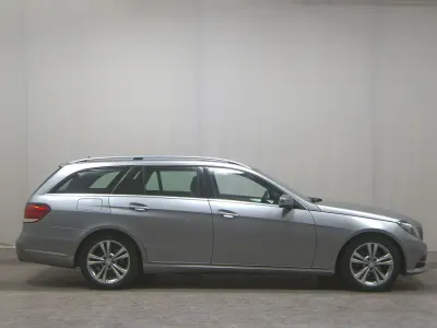 Gebraucht Mercedes E220 Avantgarde 170 PS (125 kW) 2014 Silber Kombi