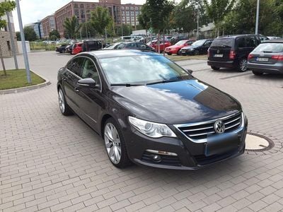 Gebraucht VW Passat Individual 170 PS (125 kW) 2009 Grau Coupé