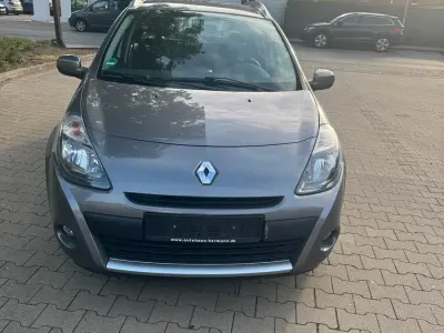 Gebraucht Renault Clio 88 PS (64 kW) 2011 Grau Kombi
