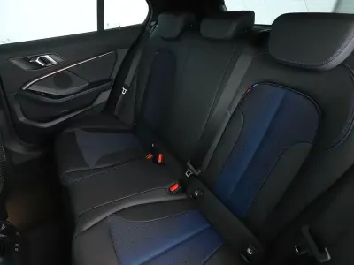 Begagnad BMW 135 Performance 306 HK (225 kW) 2020 Grå Halvkombi