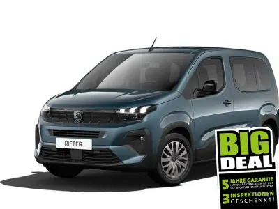 Neu Peugeot Rifter Allure 102 PS (75 kW) 2026 Blau Van / Kleinbus