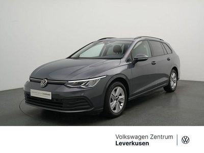 Gebraucht VW Golf VIII Life 150 PS (110 kW) 2022 Delfin grau Kombi
