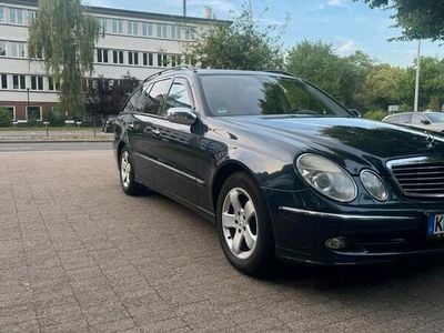 Mercedes E280