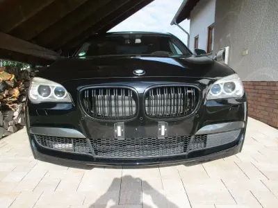 Gebraucht BMW 750 Performance 449 PS (330 kW) 2012 Schwarz Limousine