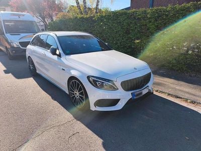 Gebraucht Mercedes C250 AMG line 211 PS (155 kW) 2016 Weiß Kombi