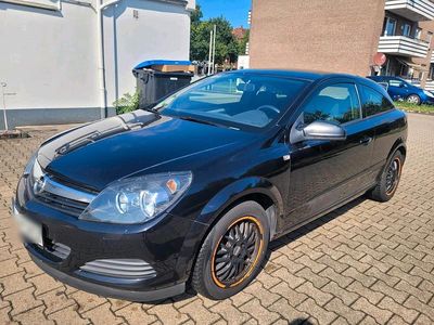 Opel Astra GTC