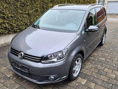 Second-hand VW Touran Comfortline 140 CP (102 kW) 2014 Gri Monovolum