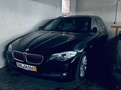 BMW 525