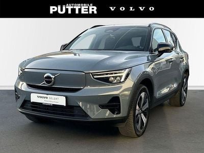 Grau Gebraucht 2022 Volvo XC40 Plus SUV | 35.890 € (Fairer Preis)