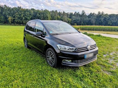 Gebraucht VW Touran Highline 150 PS (110 kW) 2016 Schwarz Van / Kleinbus
