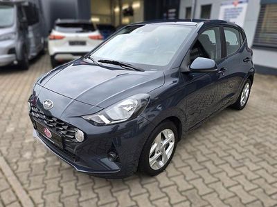 Grau Gebraucht 2023 Hyundai i10 Trend Kleinwagen | 12.990 € (Fairer Preis)