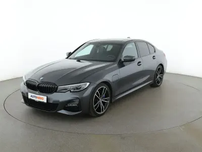 Gebraucht BMW 330e M Sport 252 PS (185 kW) 2021 Grau Limousine