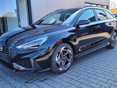 Nouă Hyundai i30 N Line 140 CP (102 kW) 2025 Negru Break
