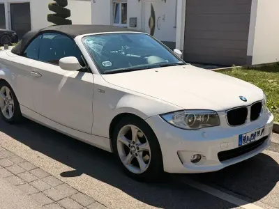 Gebraucht BMW 118 Cabriolet 143 PS (105 kW) 2011 Weiß Cabrio