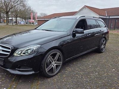 Gebraucht Mercedes E220 Sport 170 PS (125 kW) 2016 Schwarz Limousine