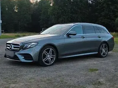 Gebraucht Mercedes E200 184 PS (135 kW) 2017 Grau Limousine