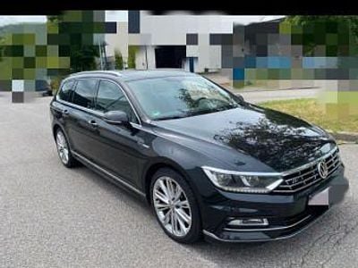 Usata VW Passat R-line 280 CV (205 kW) 2016 Nero Station wagon