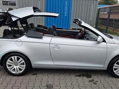 Gebraucht VW Eos 115 PS (84 kW) 2008 Grau Cabrio