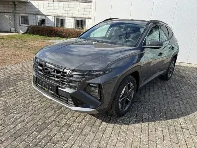 Neu Hyundai Tucson Trend 136 PS (100 kW) 2026 Grau SUV