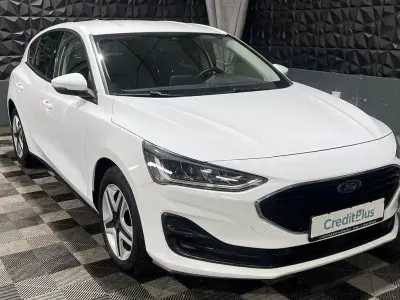 Gebraucht Ford Focus Cool & Connect 125 PS (91 kW) 2022 Weiß Limousine